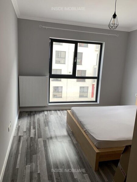 Lujerului Exigent Plaza,